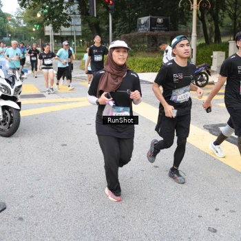 Runner Photo 4251244