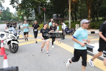 Runner Photo 4251277