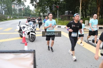 Runner Photo 4251287