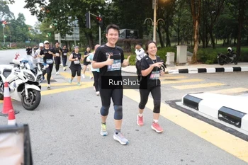 Runner Photo 4251353