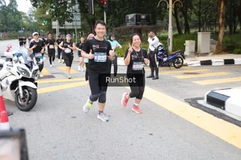 Runner Photo 4251354
