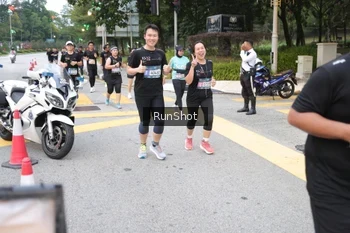Runner Photo 4251357