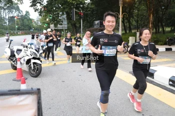 Runner Photo 4251360