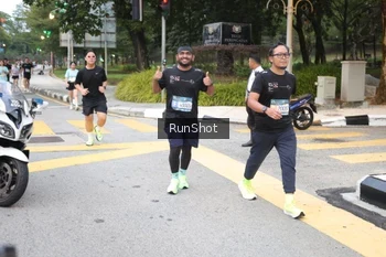 Runner Photo 4251427