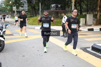 Runner Photo 4251430