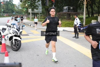 Runner Photo 4251434