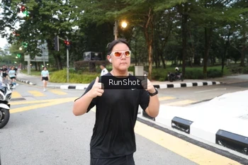 Runner Photo 4251447