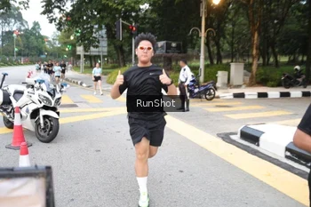 Runner Photo 4251448