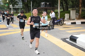 Runner Photo 4251525