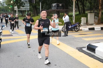 Runner Photo 4251536