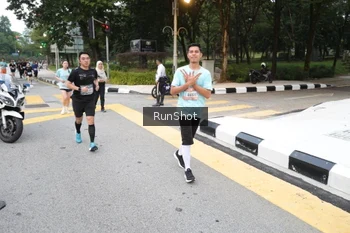 Runner Photo 4251599