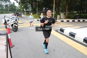 Runner Photo 4251608
