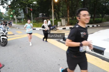 Runner Photo 4251615