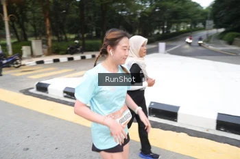 Runner Photo 4251635