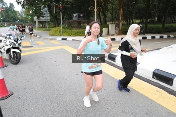Runner Photo 4251640