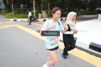 Runner Photo 4251642