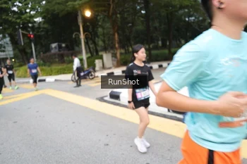 Runner Photo 4251664