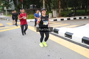 Runner Photo 4251685