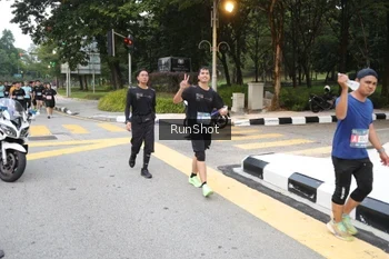Runner Photo 4251715