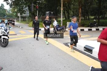 Runner Photo 4251718