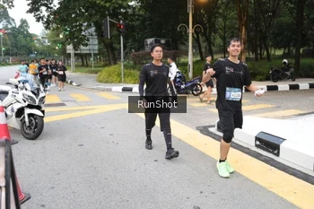 Runner Photo 4251723