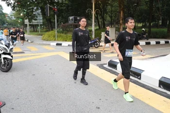 Runner Photo 4251726