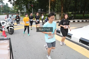 Runner Photo 4251791