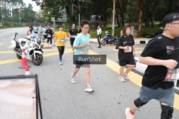 Runner Photo 4251795