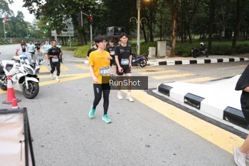 Runner Photo 4251804