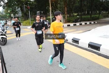 Runner Photo 4251806