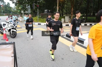 Runner Photo 4251814