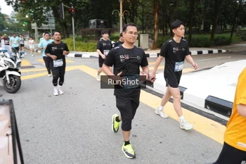 Runner Photo 4251823