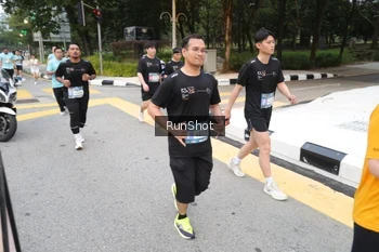 Runner Photo 4251827
