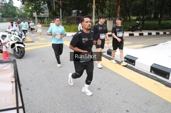 Runner Photo 4251830