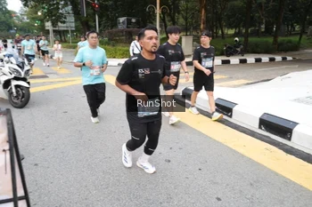 Runner Photo 4251838