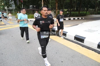 Runner Photo 4251842