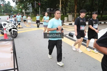 Runner Photo 4251850
