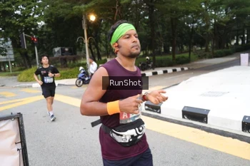 Runner Photo 4251897