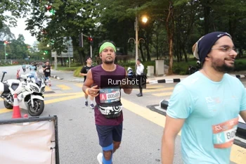 Runner Photo 4251901