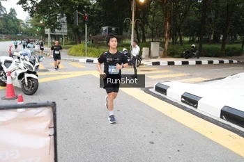 Runner Photo 4251905