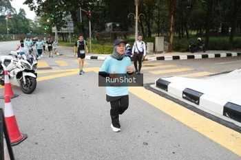 Runner Photo 4251920