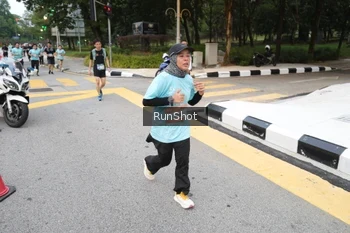 Runner Photo 4251924