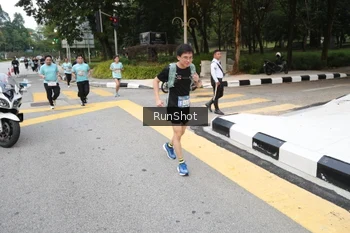 Runner Photo 4251941
