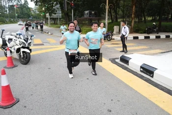 Runner Photo 4251963
