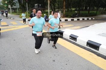 Runner Photo 4251966