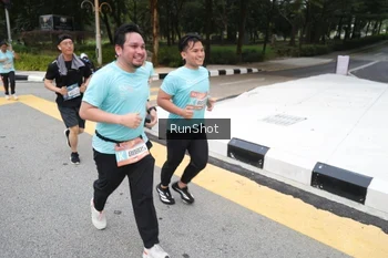 Runner Photo 4251970