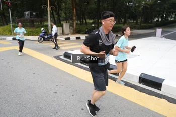 Runner Photo 4251975