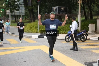 Runner Photo 4252010