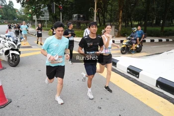 Runner Photo 4252094