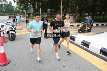 Runner Photo 4252104